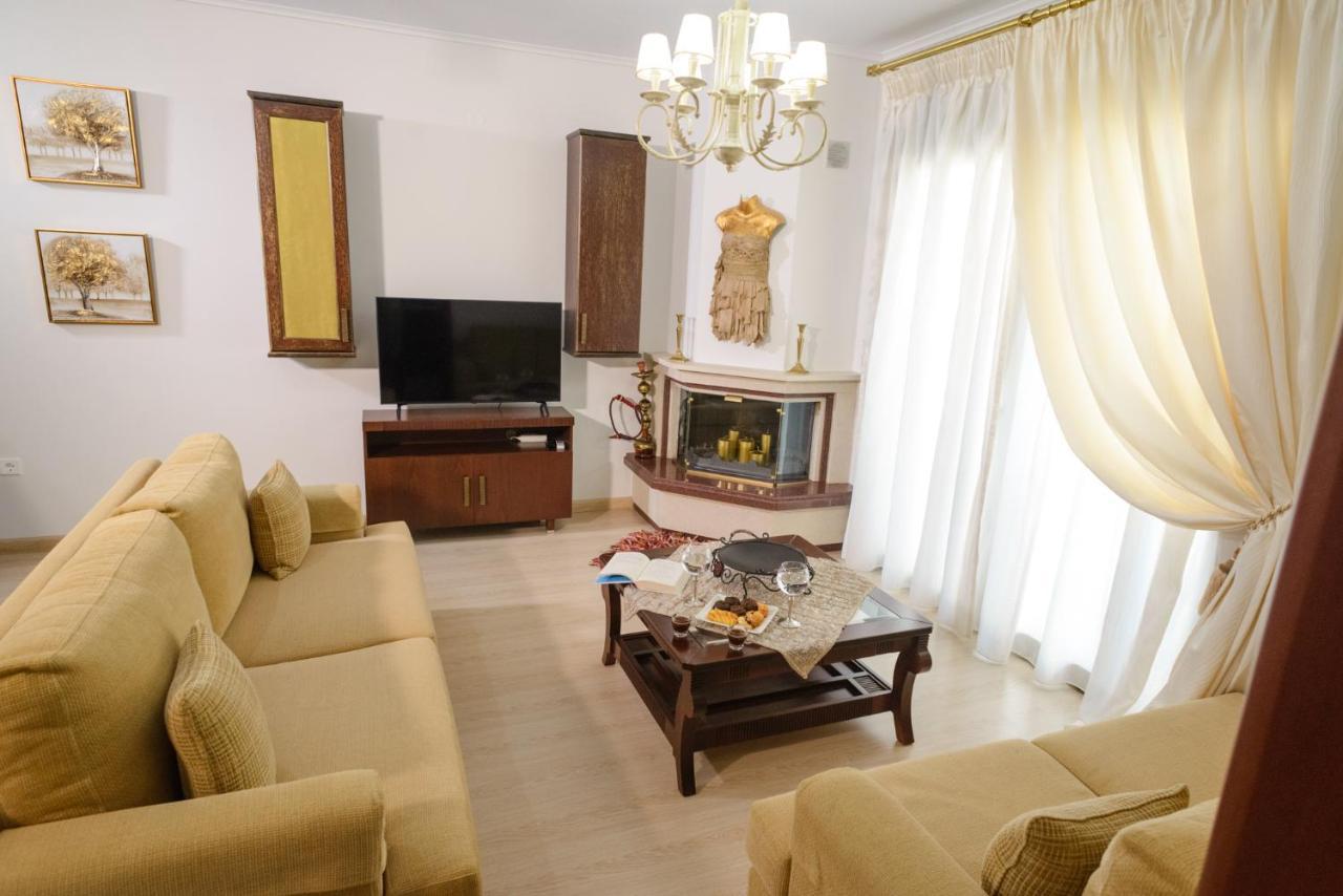 Luxury Dafnis House Apartman Véria Kültér fotó